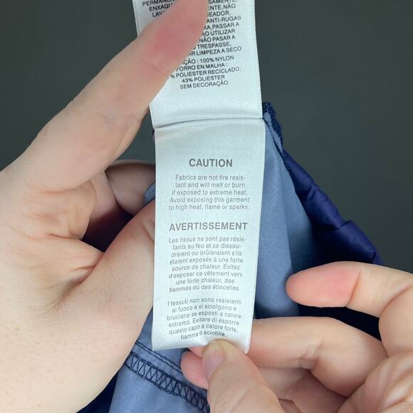 Columbia Women's Rain Jacket - Size Large - Picture 5 of 5